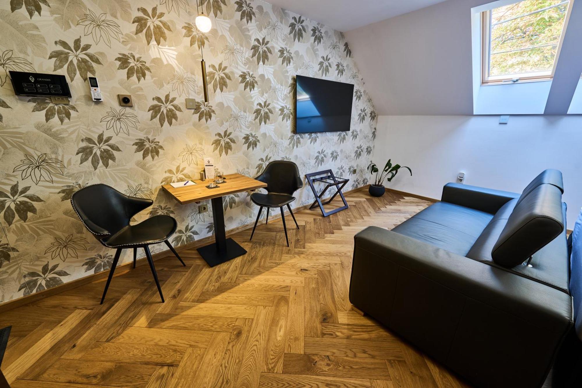 Grandis Premium Apartments Gödöllő Екстериор снимка